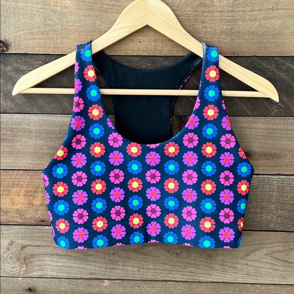 Terez Women's Racerback Sports Bra in Heart Floral Print Size Large - Picture 3 of 8